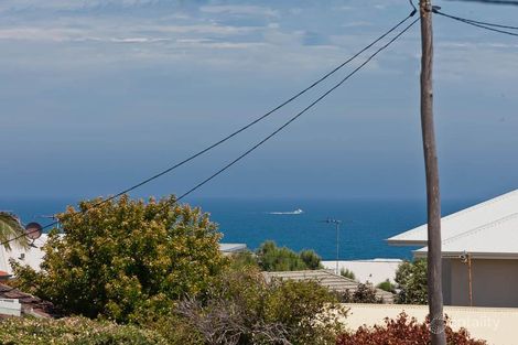 Property photo of 31 Lynn Street Trigg WA 6029