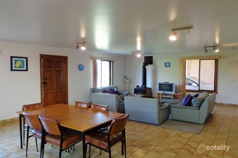 Property photo of 15 Wattle Grove Loch Sport VIC 3851