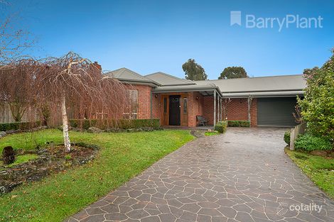 11 Dryden Ct, Berwick, VIC 3806