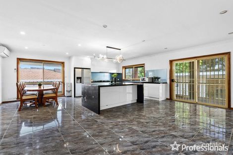 Property photo of 2 Attley Court Keilor Downs VIC 3038