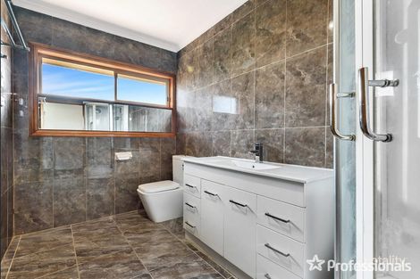 Property photo of 2 Attley Court Keilor Downs VIC 3038