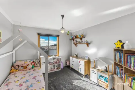 Property photo of 6 Rola Place Acton TAS 7320