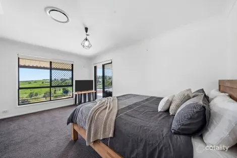 Property photo of 38 Summerville Road Beechmont QLD 4211