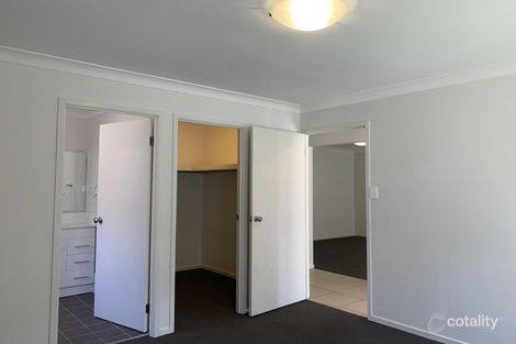 Property photo of 5 Mavie Place Wadalba NSW 2259