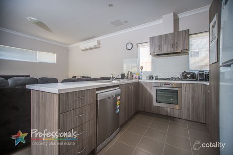 Property photo of 8 Churchill Green Canning Vale WA 6155