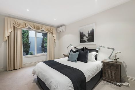 Property photo of 2/8 Mowbray Street Hawthorn East VIC 3123
