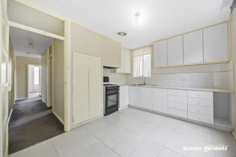 Property photo of 11 Steven Crescent Ararat VIC 3377