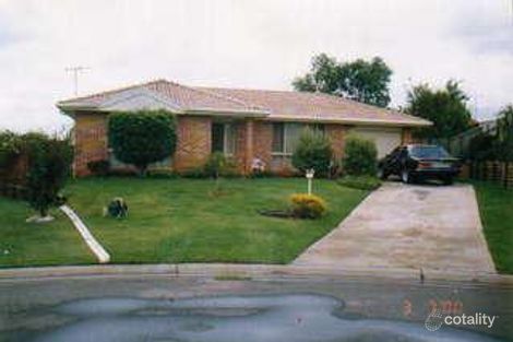 5 Mann Pl, St Helens Park, NSW 2560