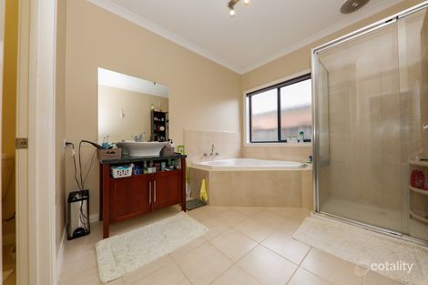 Property photo of 48 Piermont Drive Berwick VIC 3806