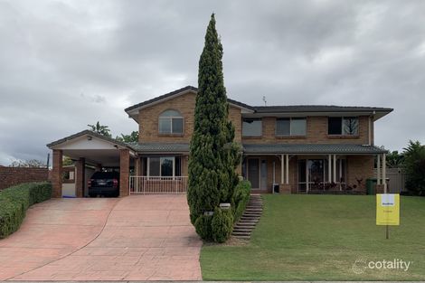 Property photo of 8 Corringle Close Helensvale QLD 4212