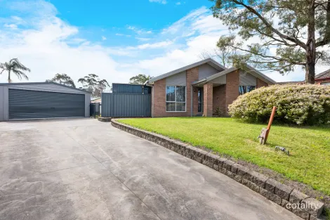 22 Mcnamara Ct, Pakenham, VIC 3810