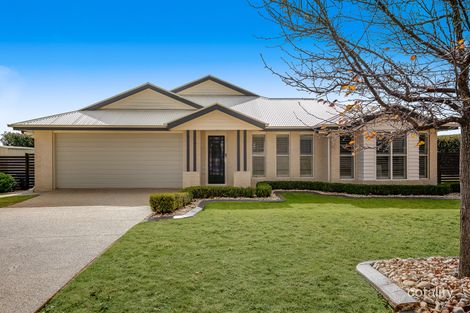 Property photo of 48 Honeyeater Drive Highfields QLD 4352