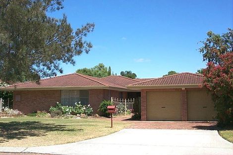 13 Cashel Way, Waterford, WA 6152