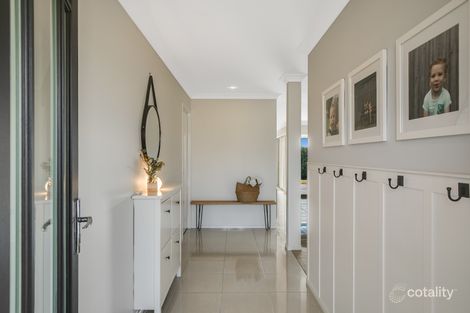Property photo of 48 Honeyeater Drive Highfields QLD 4352