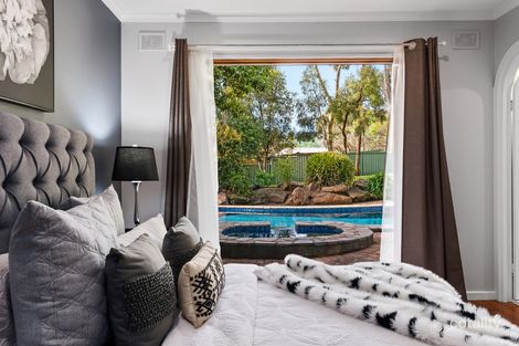 Property photo of 4 Lulworth Place Flagstaff Hill SA 5159