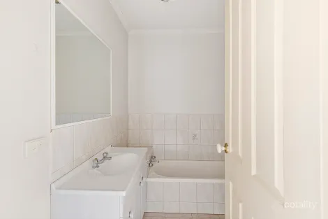 Property photo of 4/4 Allan Street Noble Park VIC 3174