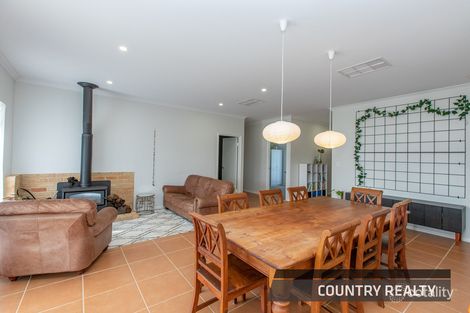 Property photo of 61 Cowan Road York WA 6302
