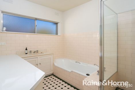 Property photo of 1 Bennett Street Ashmont NSW 2650