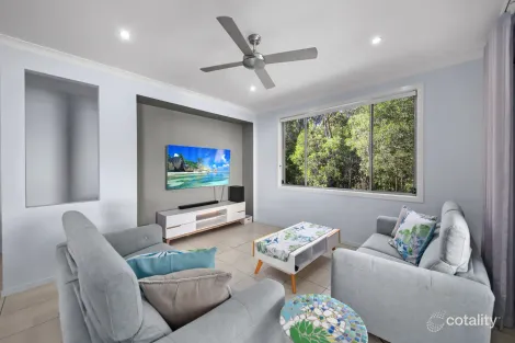 Property photo of 6 Pinbarren Court Cooroy QLD 4563