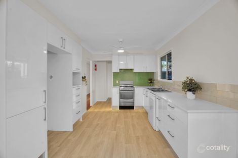 Property photo of 2 Onslow Street Arana Hills QLD 4054