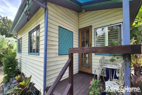 27 Mossman St, Mossman, QLD 4873