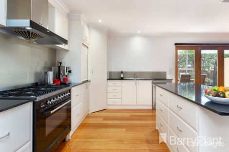 Property photo of 4 Ennismore Drive Keysborough VIC 3173