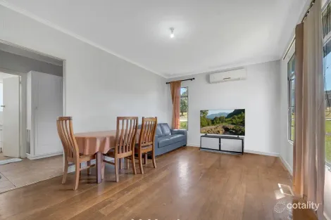 Property photo of 13 Lilly Pilly Avenue Doveton VIC 3177