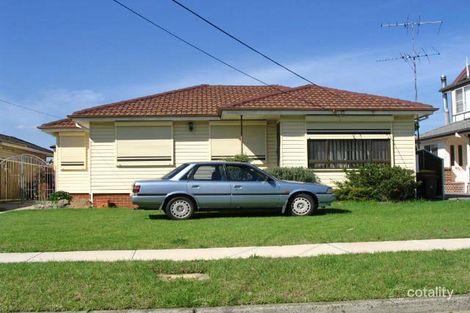 14 Armentieres Ave, Milperra, NSW 2214