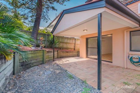 Property photo of 4/35 St Leonards Street Coorparoo QLD 4151