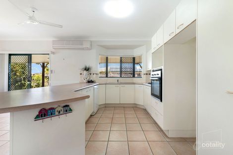 Property photo of 16 Lakeshore Place Little Mountain QLD 4551