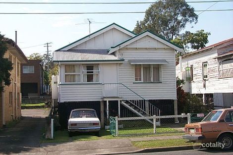 Property photo of 127 Pembroke Road Coorparoo QLD 4151
