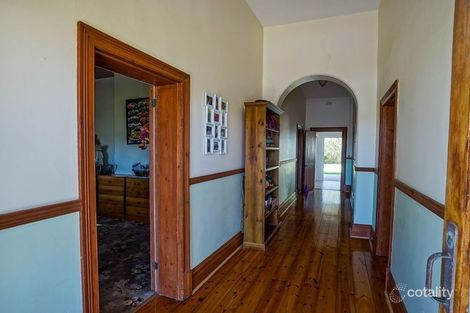 Property photo of 33 Cornish Terrace Wallaroo SA 5556