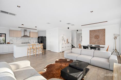 Property photo of 18 Kailash Road Werribee VIC 3030