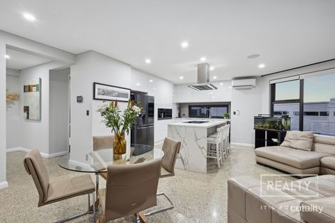 Property photo of 29 Nautilus Crescent Scarborough WA 6019