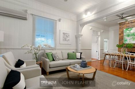 Property photo of 23 Thorn Red Hill QLD 4059