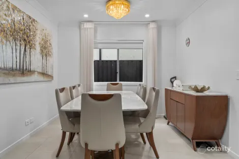 Property photo of 145 Ashwood Circuit Chambers Flat QLD 4133