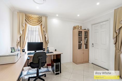 Property photo of 34 Watling Avenue West Hoxton NSW 2171