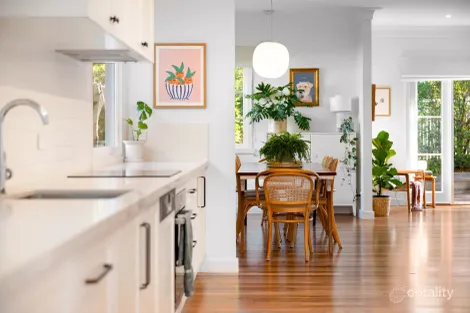 Property photo of 95 Dunbar Street Mount Gravatt East QLD 4122