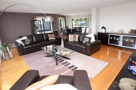 Property photo of 60 Forsythe Street Banks ACT 2906