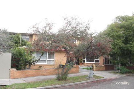 5 Penleigh Ct, St Kilda East, VIC 3183