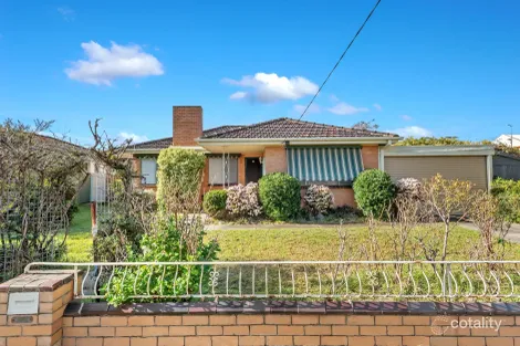 Property photo of 38 Slattery Place Pakenham VIC 3810