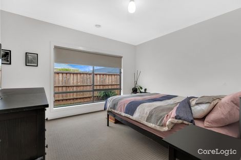 Property photo of 6 Dutchelm Avenue Werribee VIC 3030