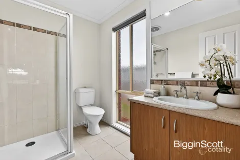 Property photo of 106 Ridgemont Drive Berwick VIC 3806