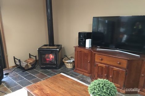 Property photo of 11 Simmons Drive Ulladulla NSW 2539