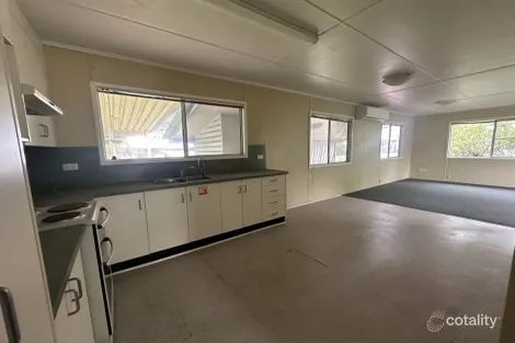 Property photo of 3 Roper Court Dysart QLD 4745