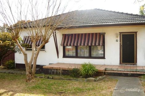 Property photo of 4 Chesham Parade Glenfield NSW 2167