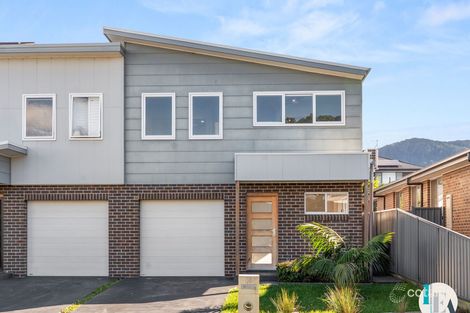 15b Saddleback Cres, Stream Hill, NSW 2526
