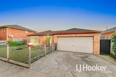 Property photo of 35 Bateman Grove Hampton Park VIC 3976