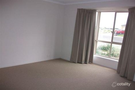 Property photo of 7 Chartreuse Court Aldinga Beach SA 5173