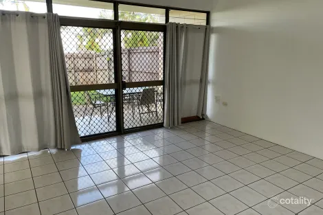 2/19 Pioneer St, Manoora, QLD 4870